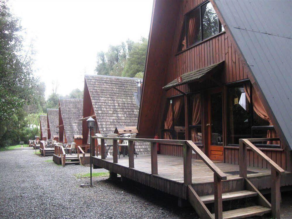 Termas De Aguas Calientes Villa Puyehue Bagian luar foto