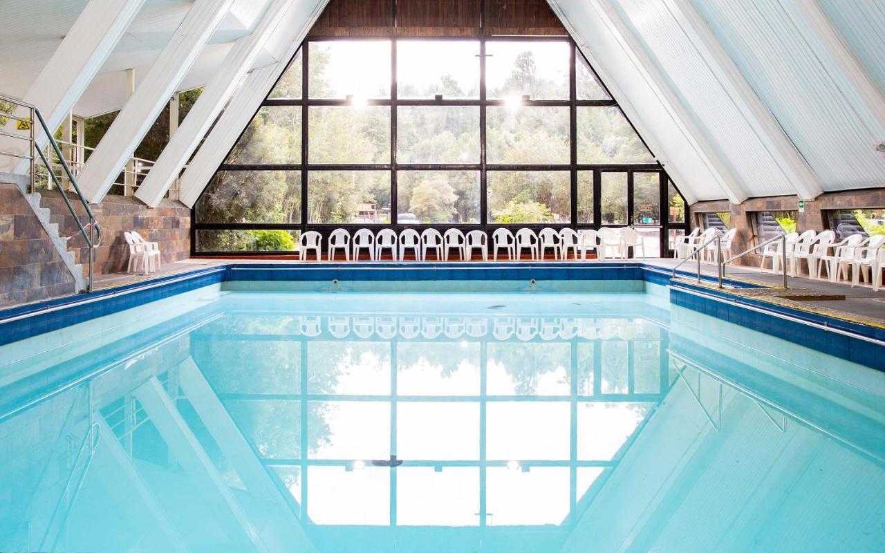 Termas De Aguas Calientes Villa Puyehue Bagian luar foto
